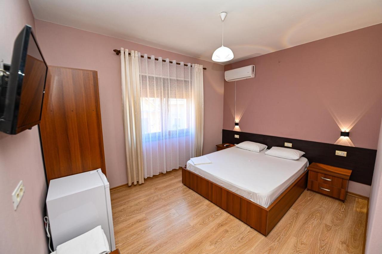 Hotel Epoka Shkodër 외부 사진